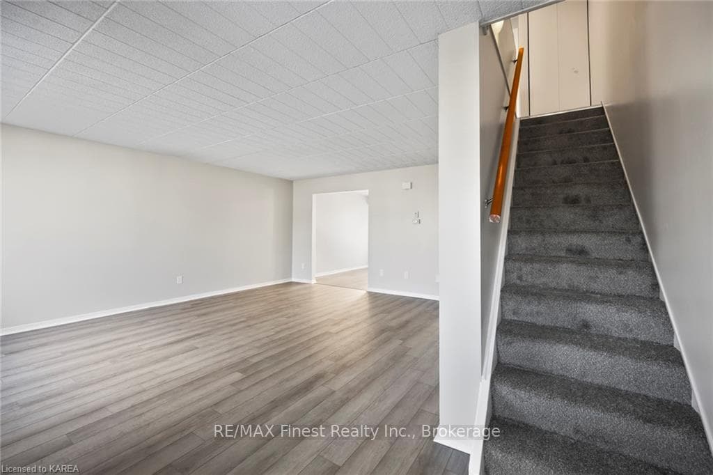 4427 BATH Road Unit 12 photo 19