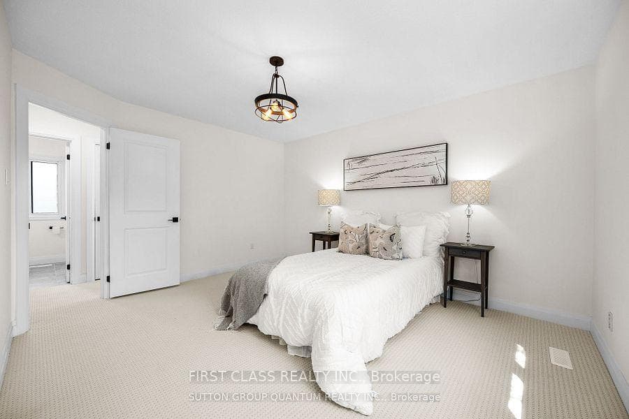 1144 Jamesway Boulevard photo 14