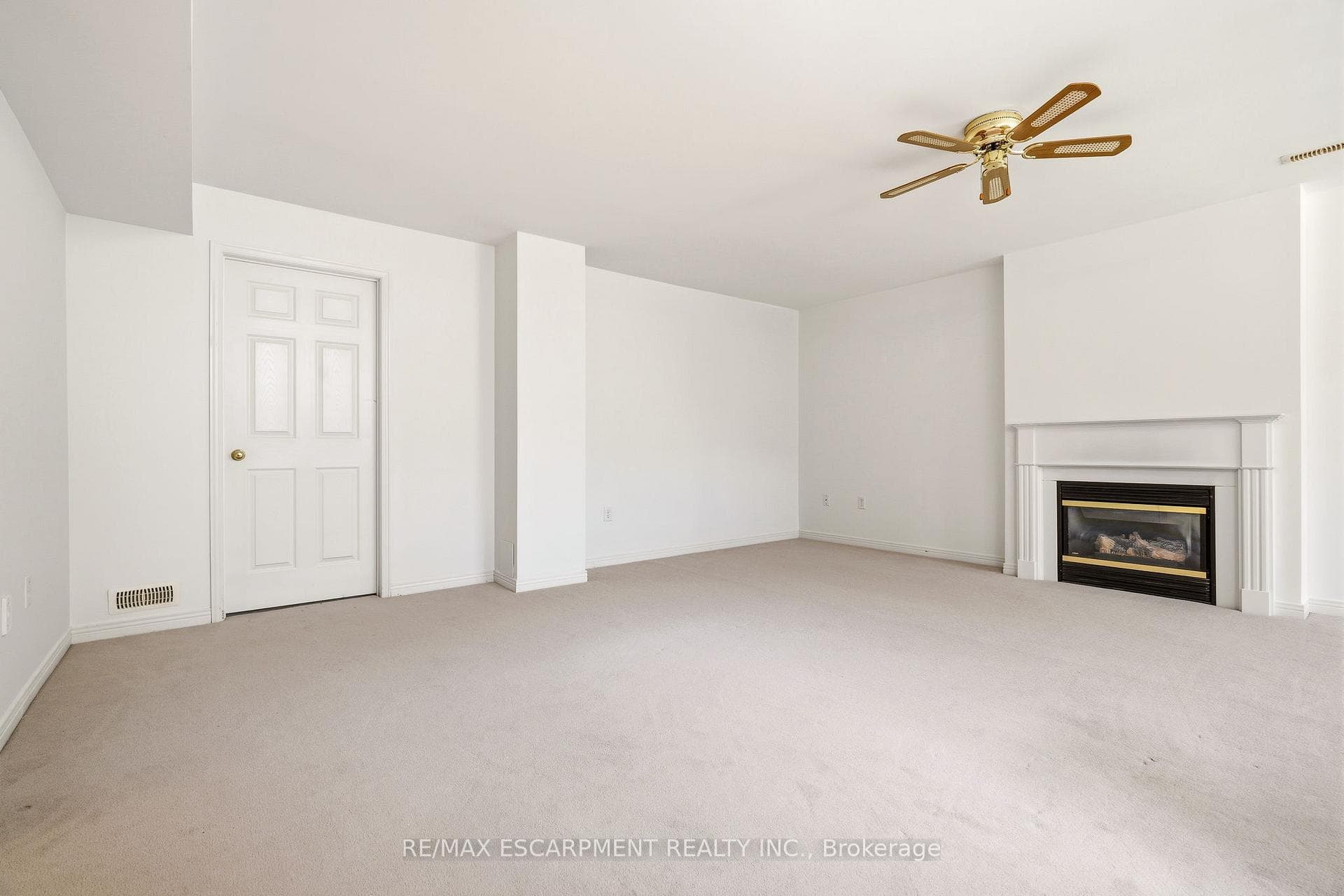 4400 MILLCROFT PARK Drive Unit 40 photo 36