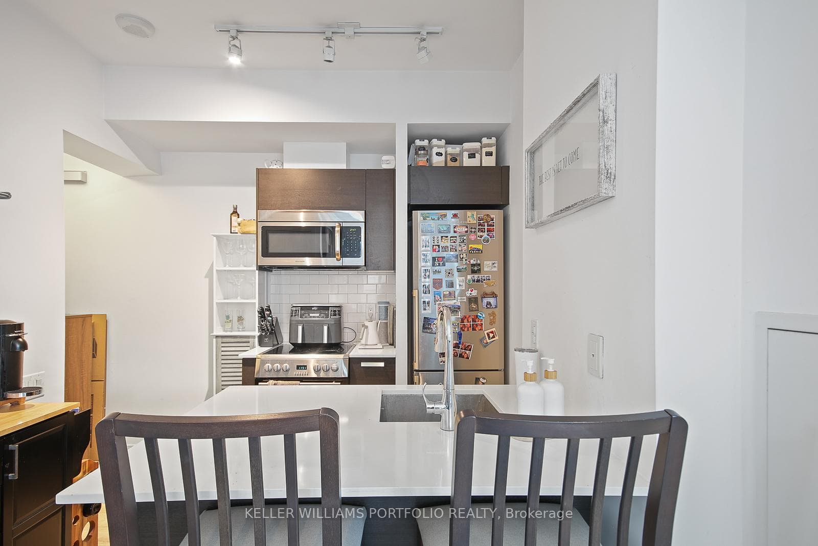 42 Charles Street Unit 1409 photo 7