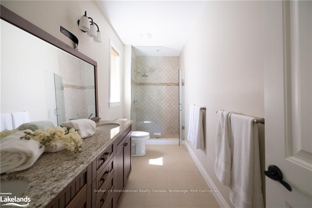 380 MACEY BAY Road photo 20