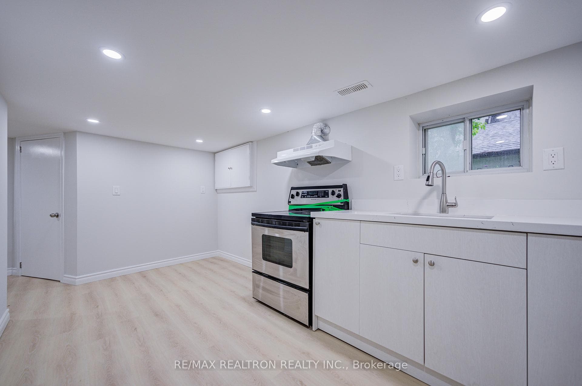 95 Roseview Avenue photo 27