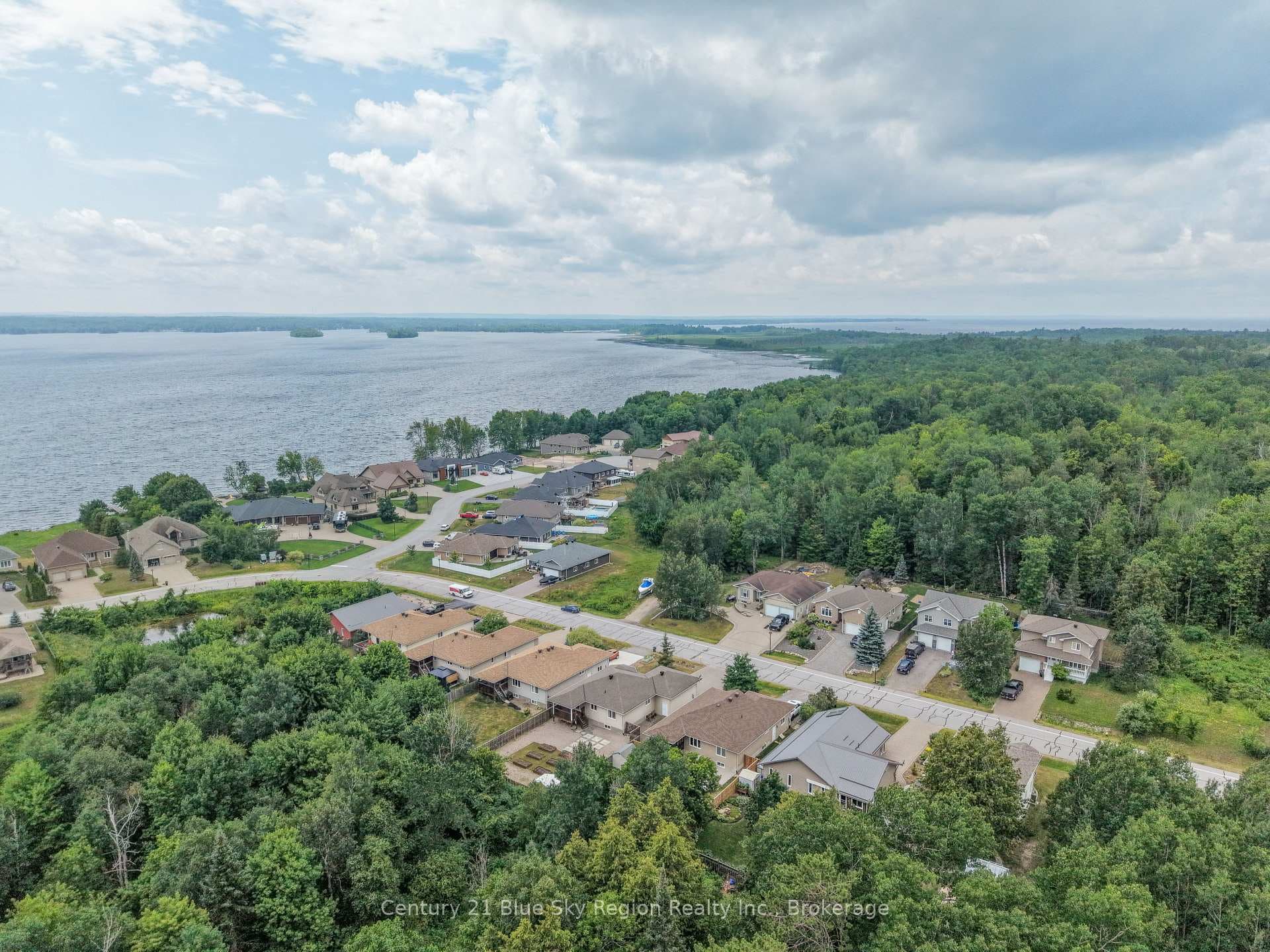 304 Osprey Crescent photo 44