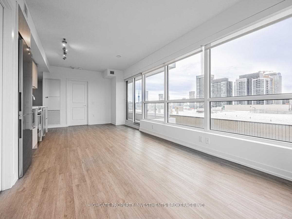 395 Bloor Street Unit 2605 photo 12