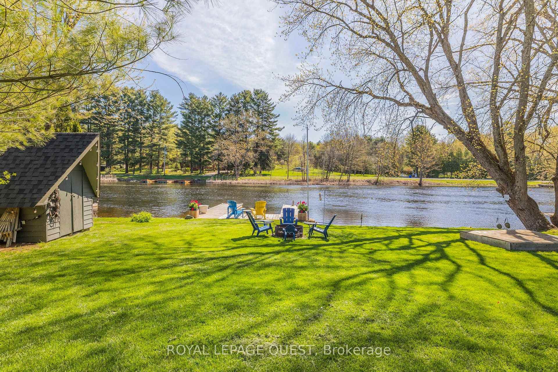 1687 Peninsula Point Road photo 36