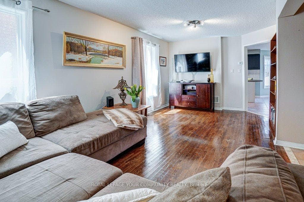 27 Hubert Corless Drive photo 13