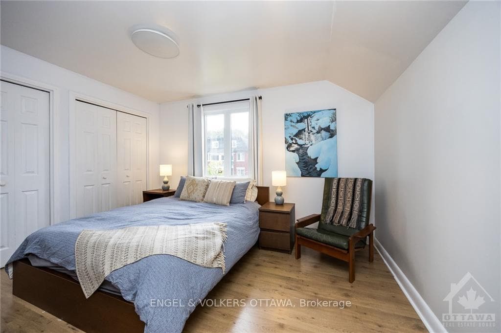 111 IRVING Avenue photo 14