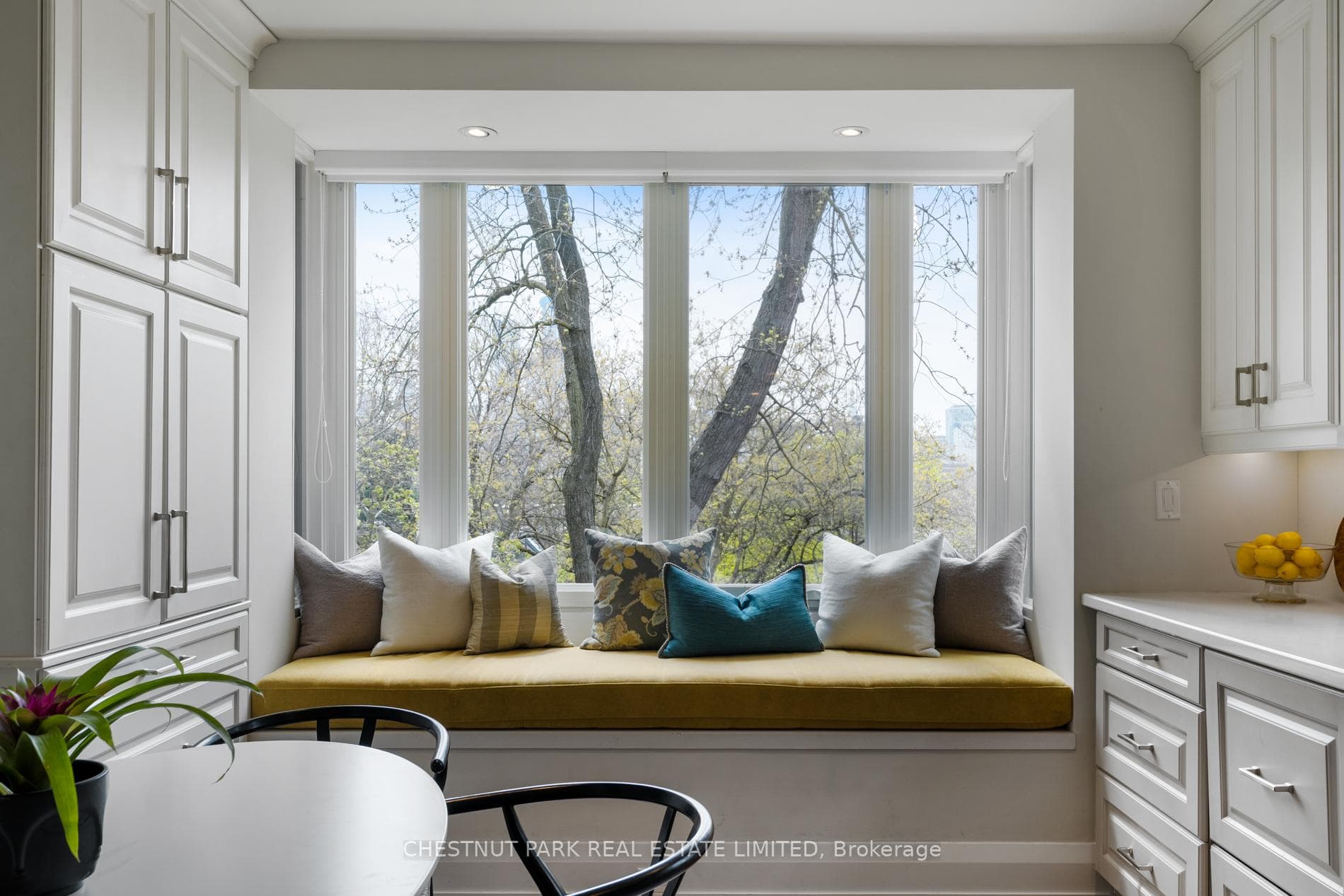 61 Woodlawn Avenue photo 15