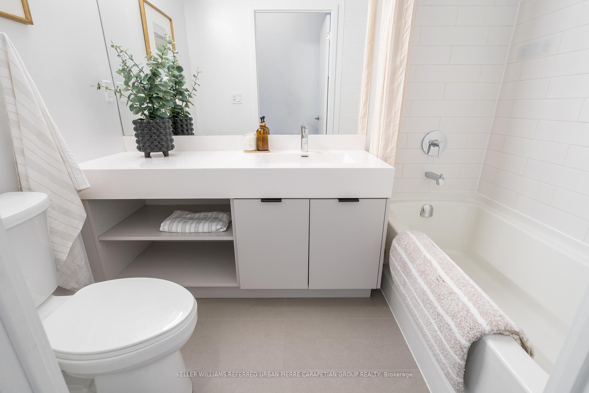 57 Brock Avenue Unit 506 photo 28
