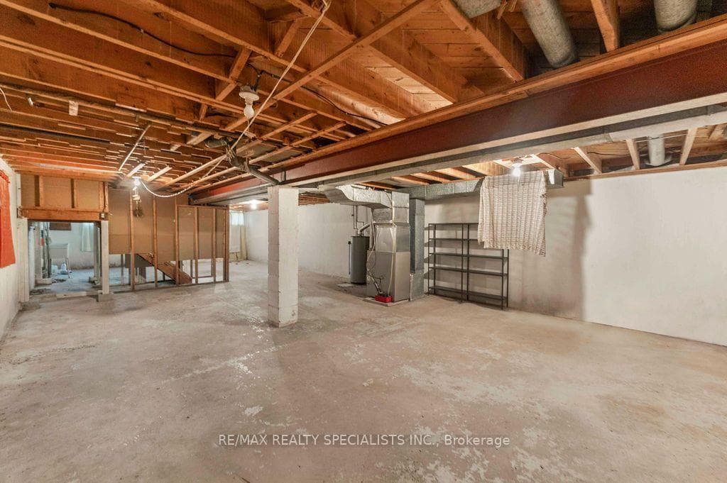 122 Cordella Avenue photo 27