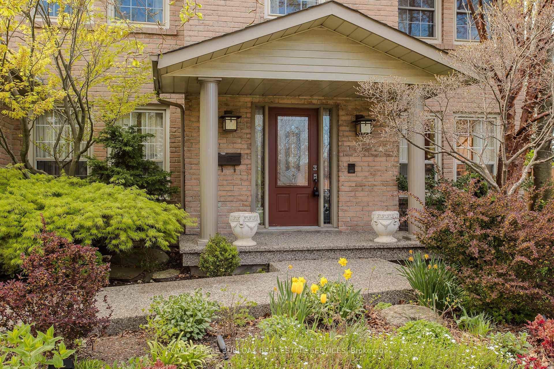 318 Slade Crescent photo 3