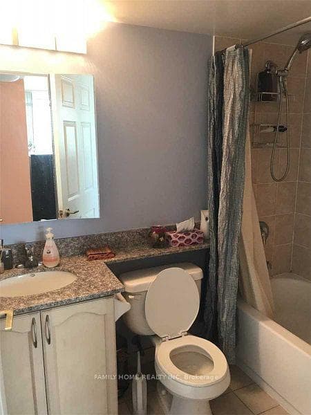 5500 Yonge Street Unit 2402 photo 6