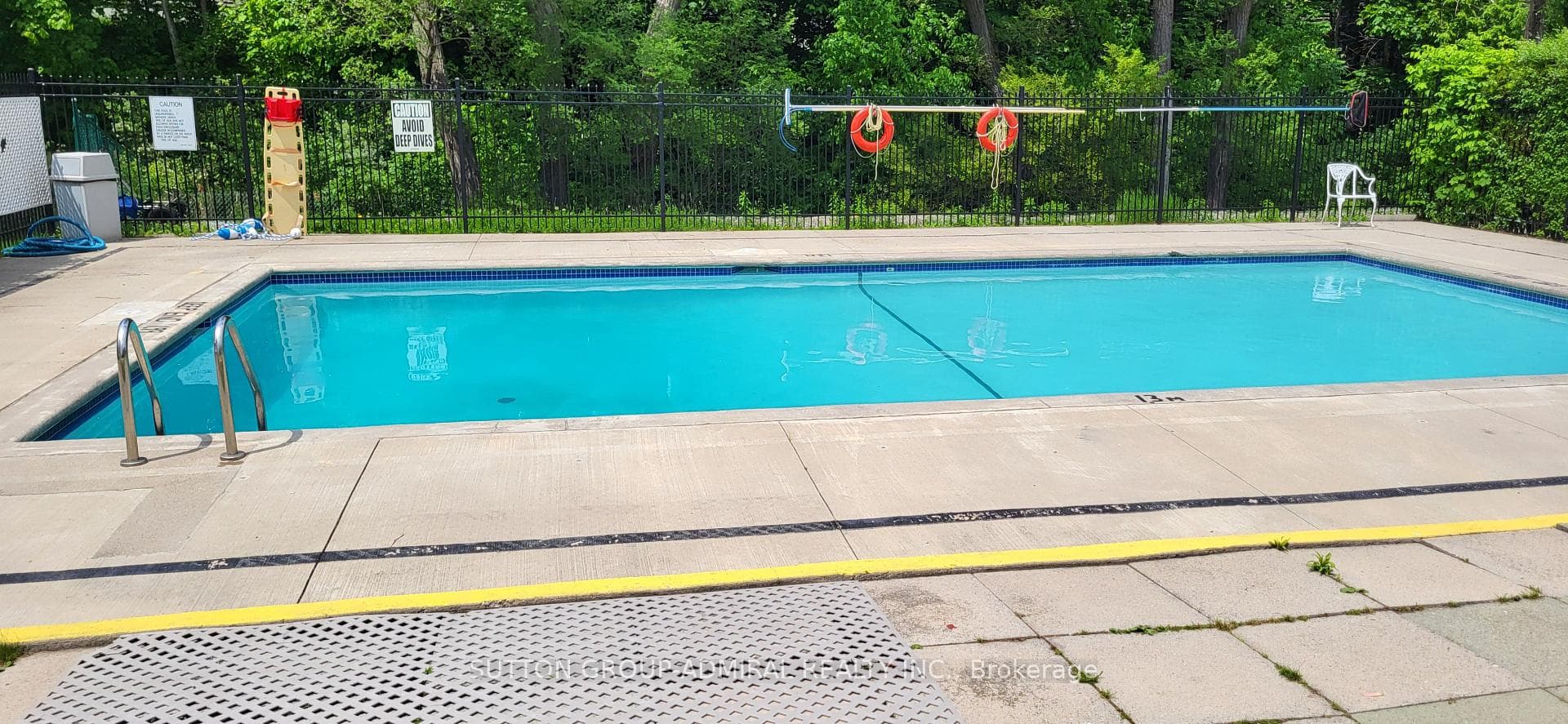 130 Neptune Drive Unit 1409 photo 42