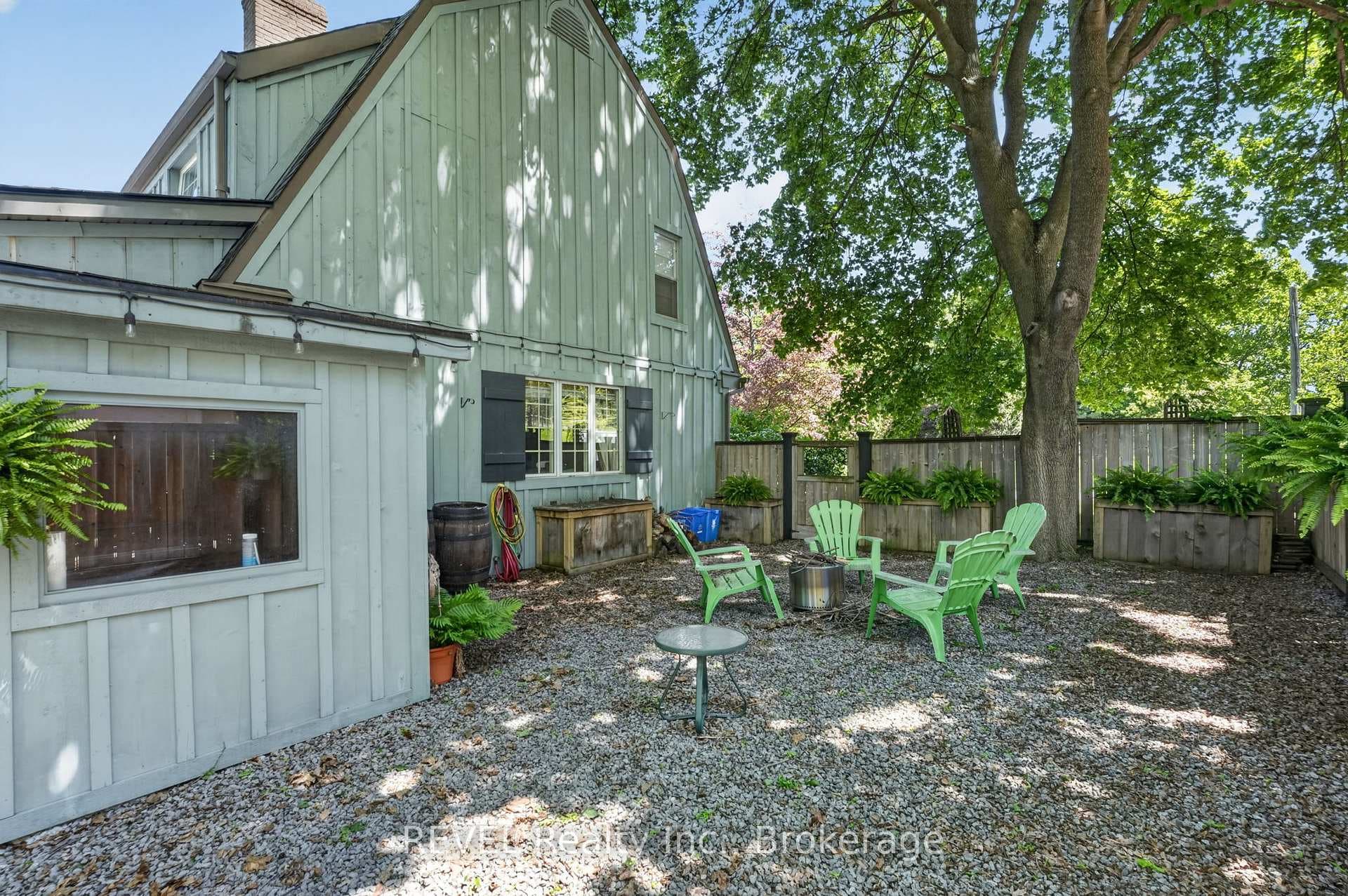 14382 Niagara River Parkway photo 40