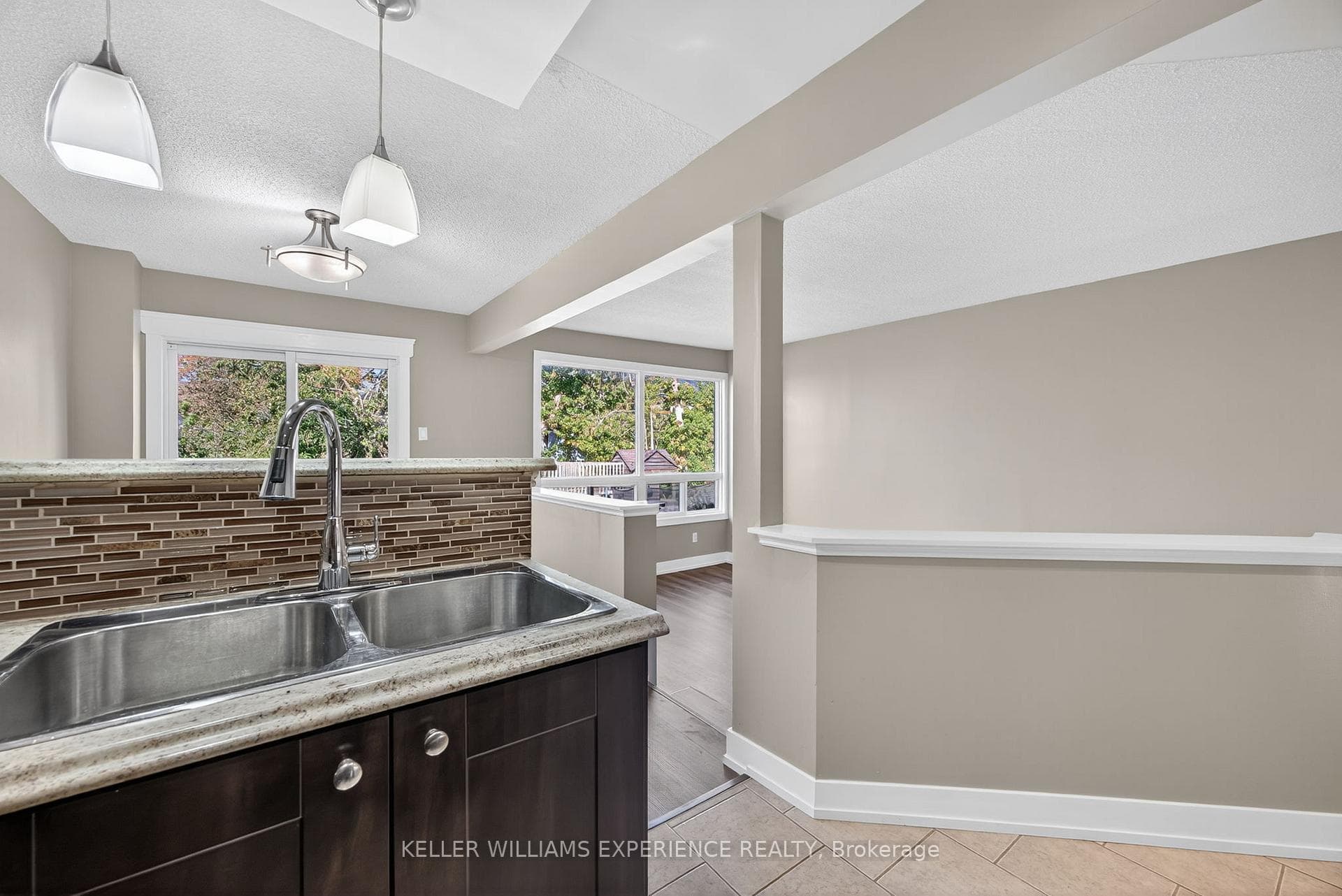 12 LANKIN Boulevard Unit #22 photo 15