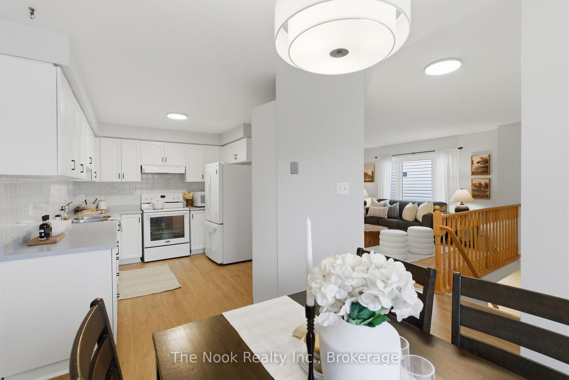1139 Ridgemount Boulevard photo 12