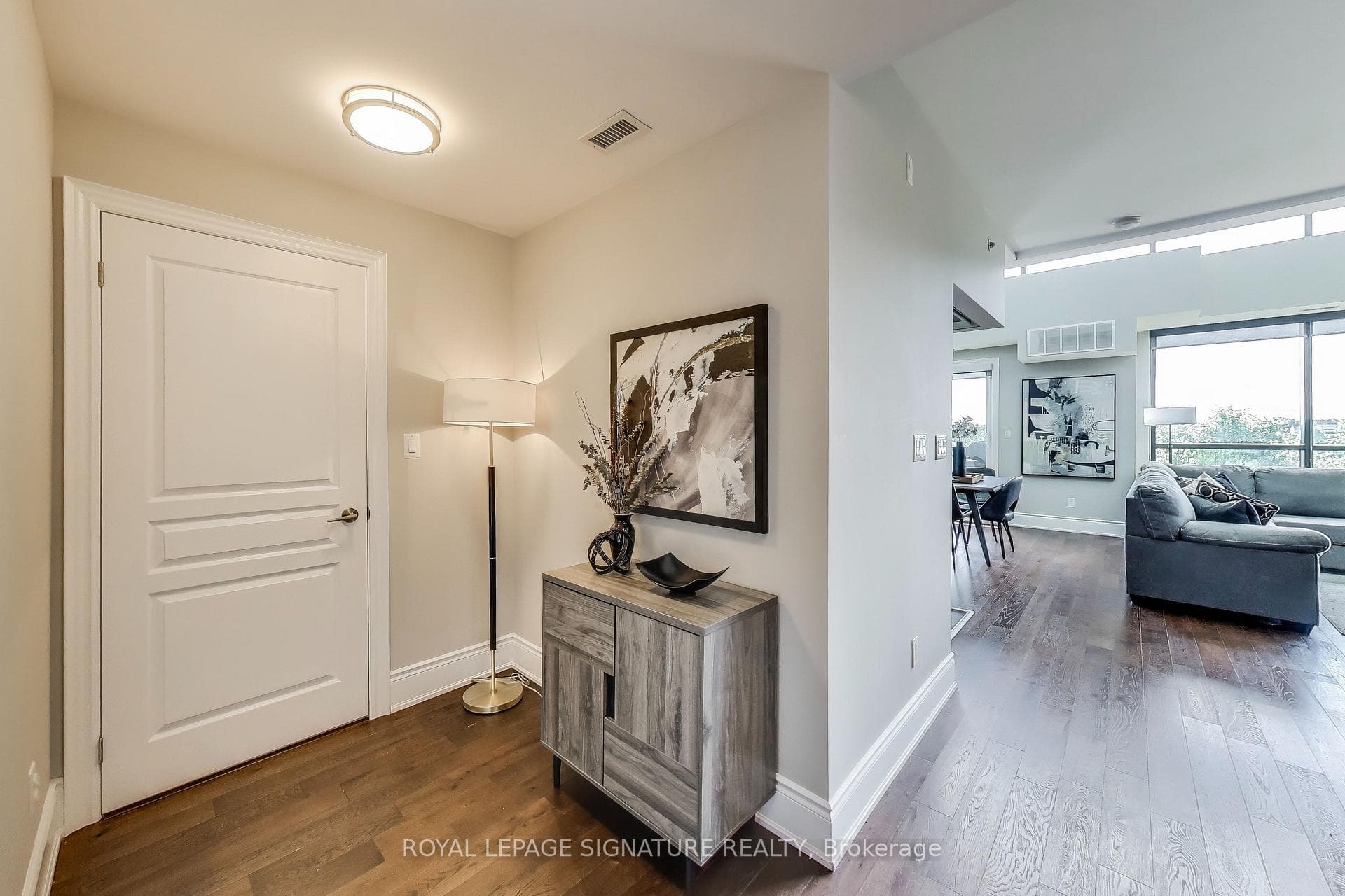 3170 Erin Mills Parkway Unit 405 photo 3