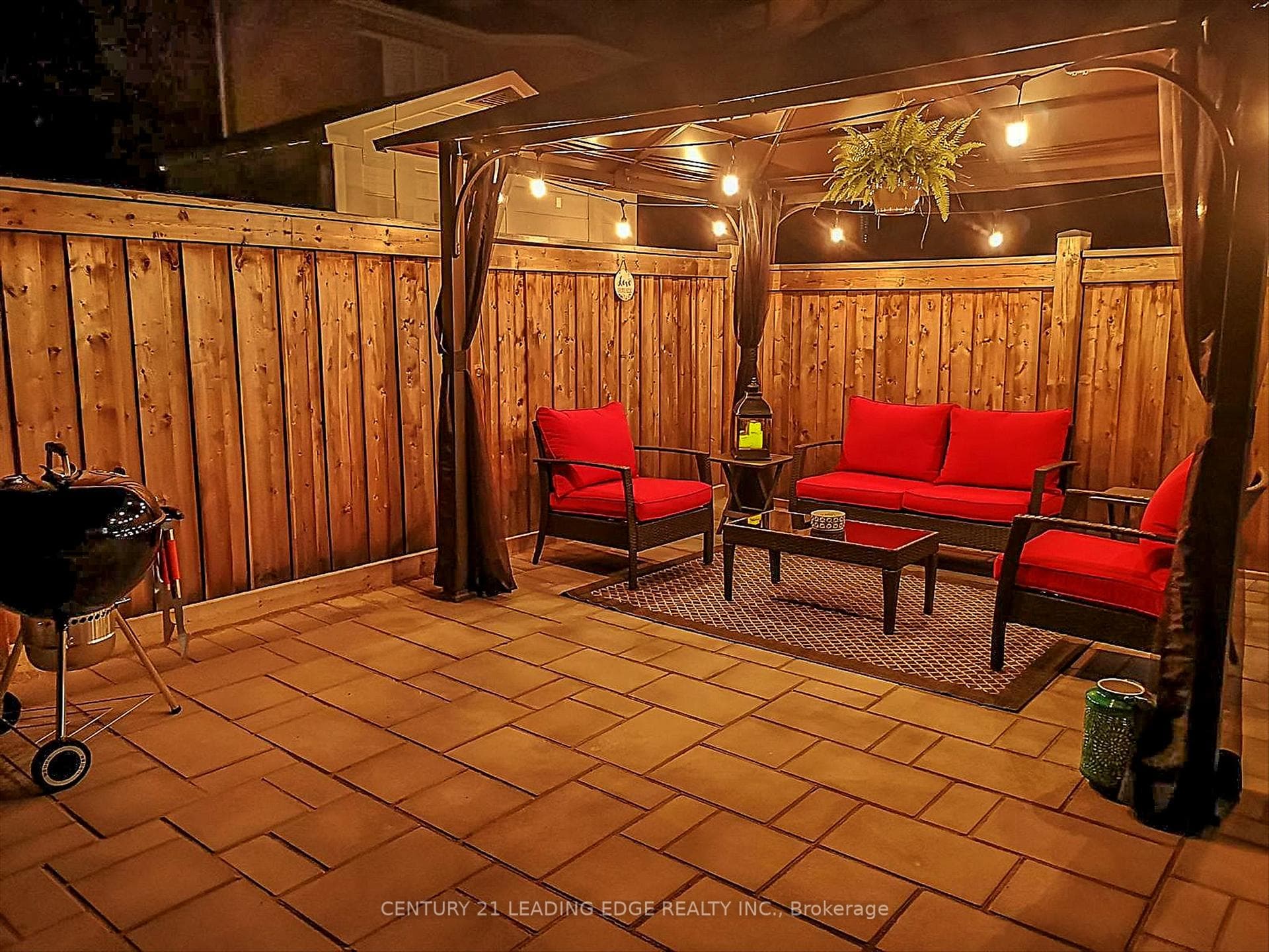52 Wimbledon Court photo 37