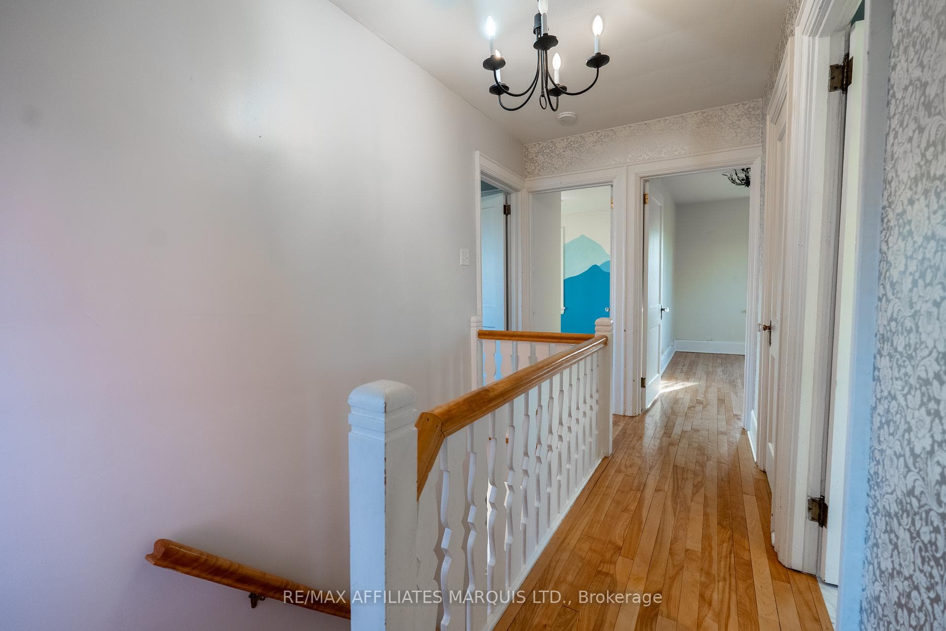 9 OLD ORCHARD Avenue photo 14