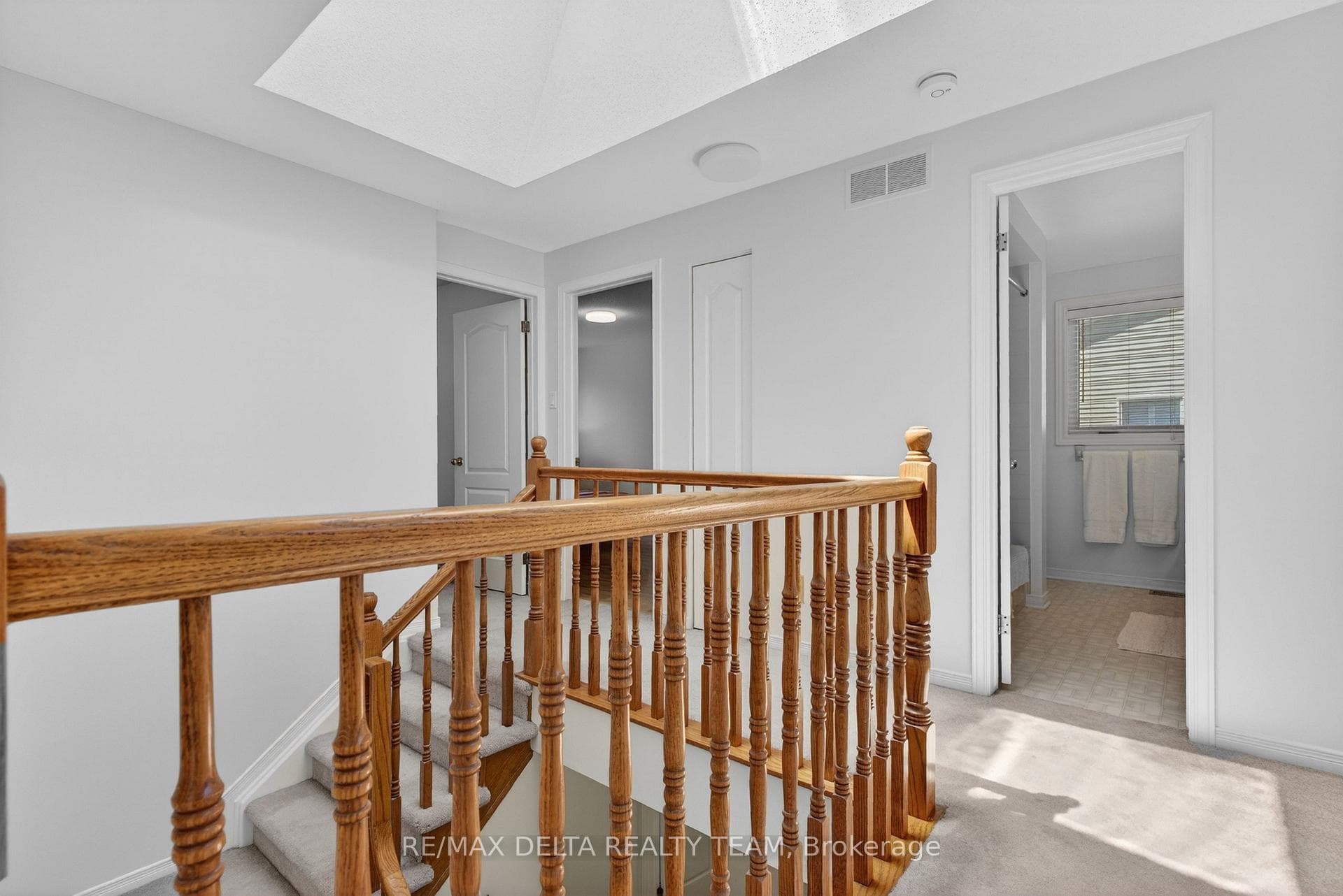 664 Thicket Way photo 25