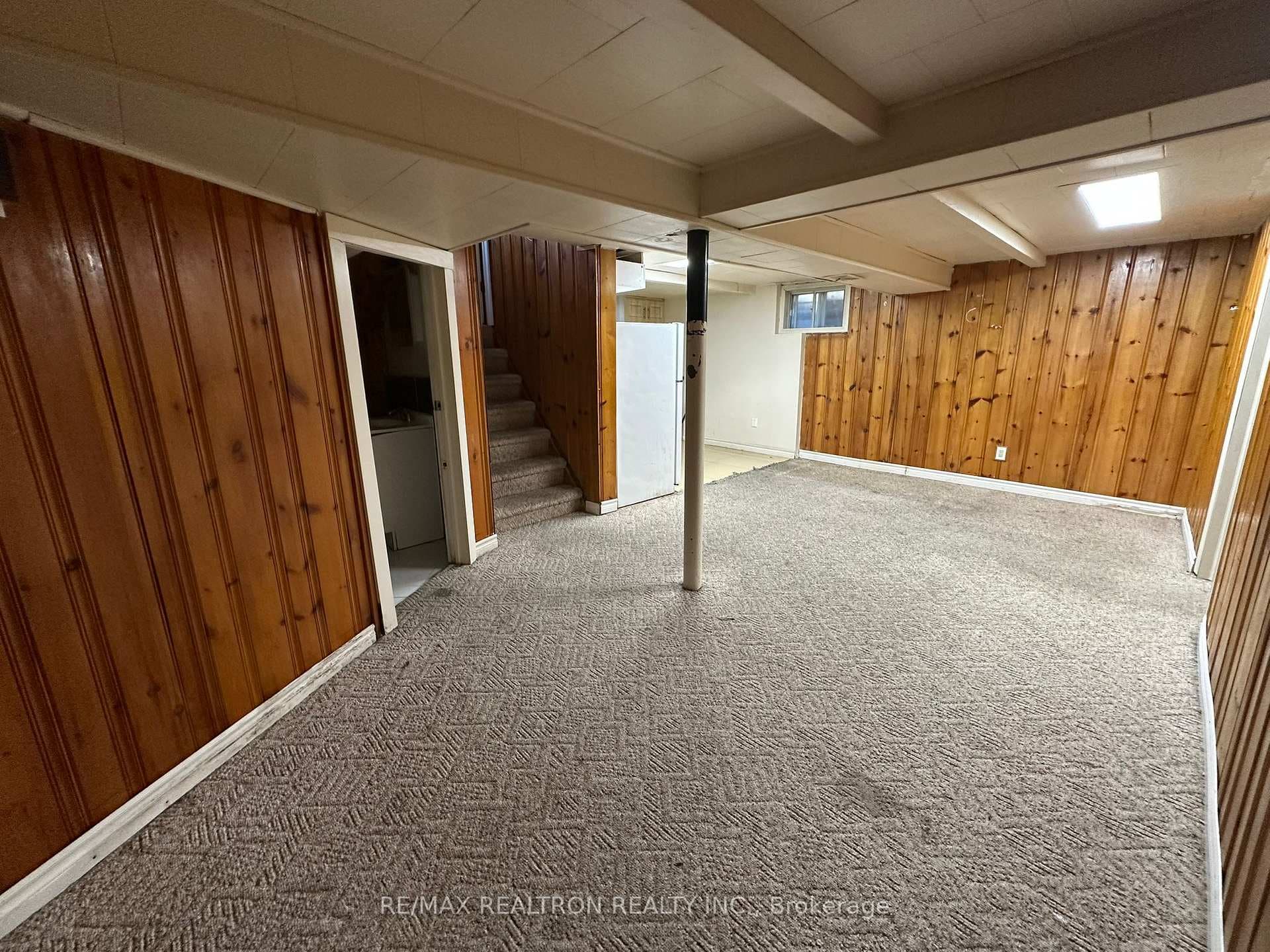 125 Treverton Drive photo 18