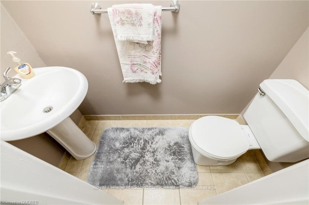 30 HESLOP Road Unit 15 photo 6