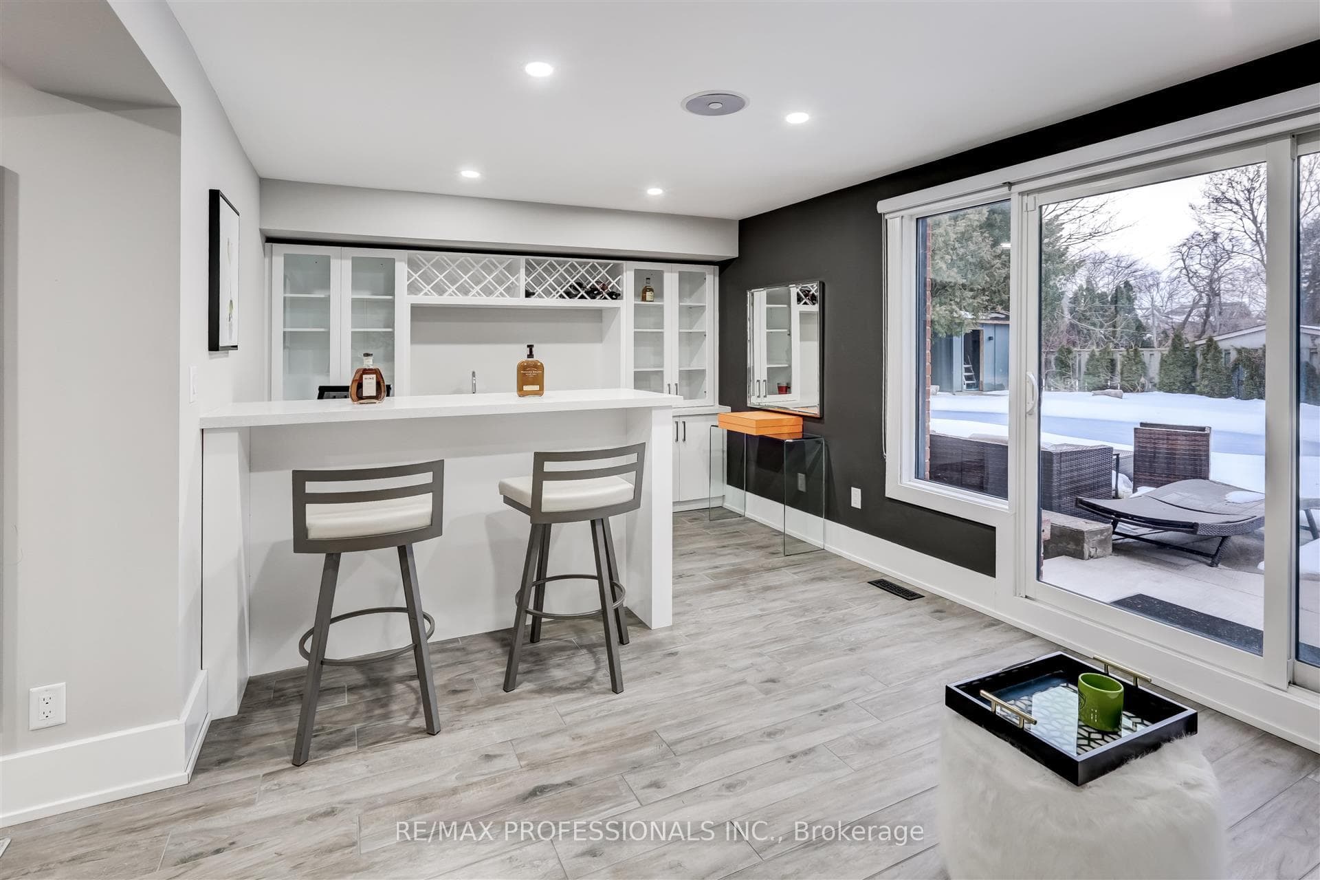 356 The Kingsway N/A photo 23