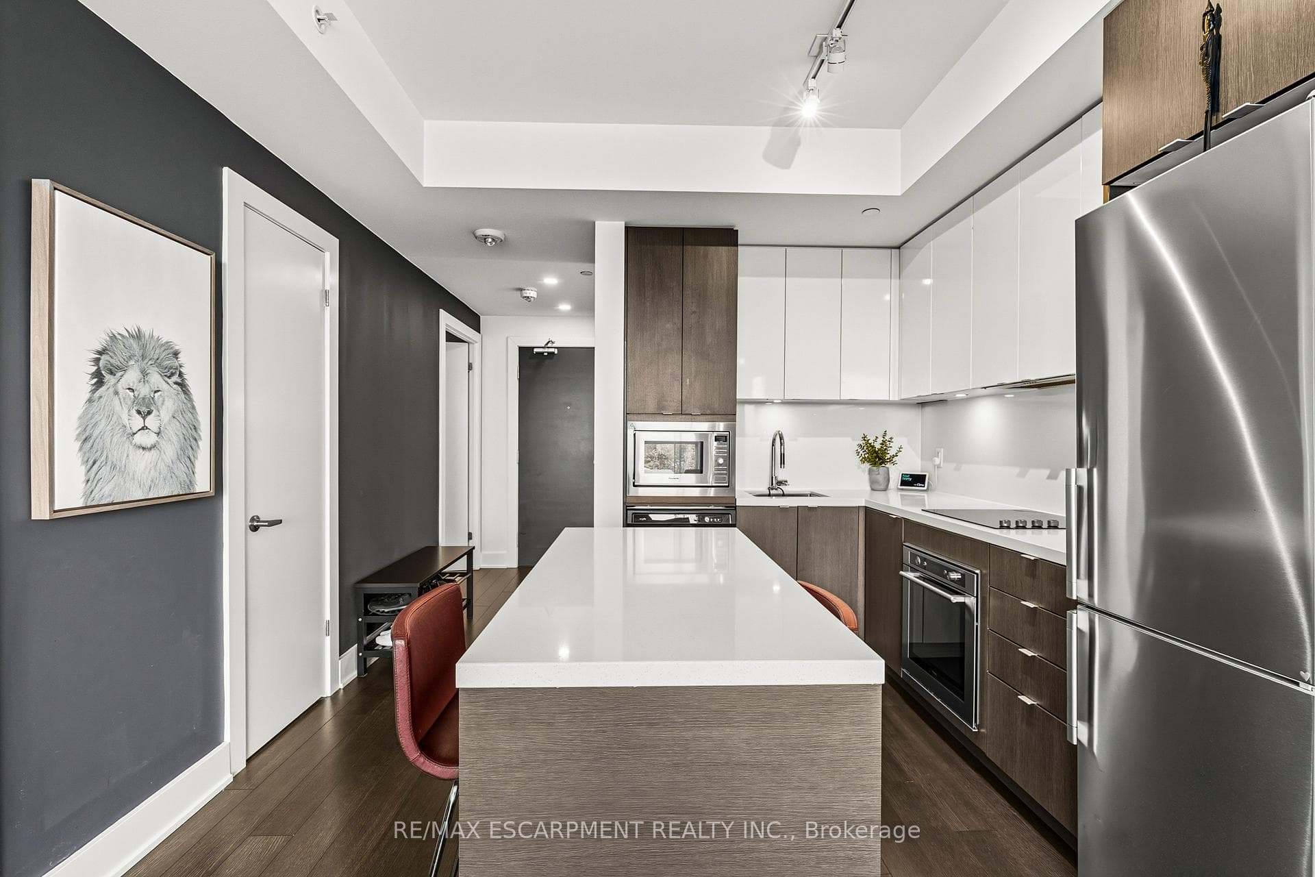 5220 Dundas Street Unit D515 photo 6