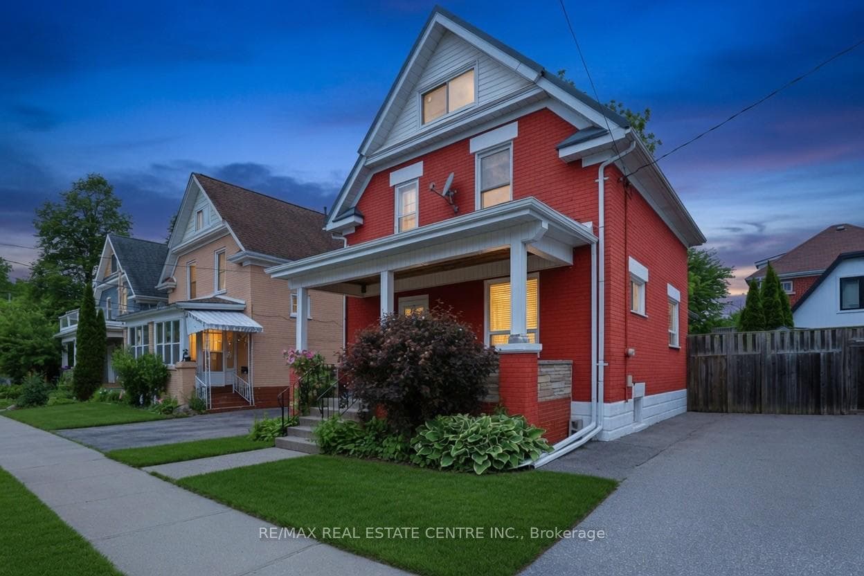 140 Peter Street photo 1
