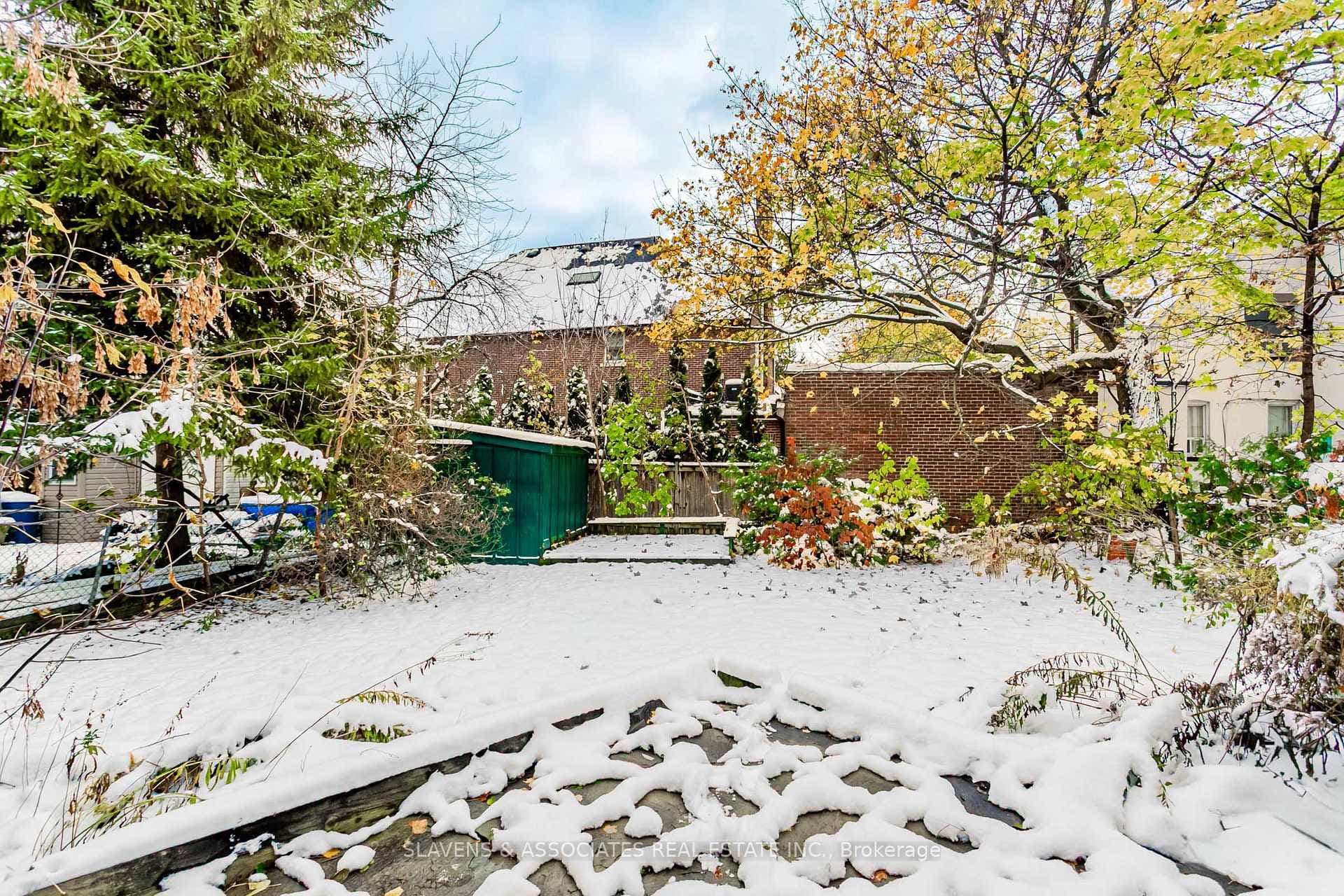 49 Queens Drive photo 32