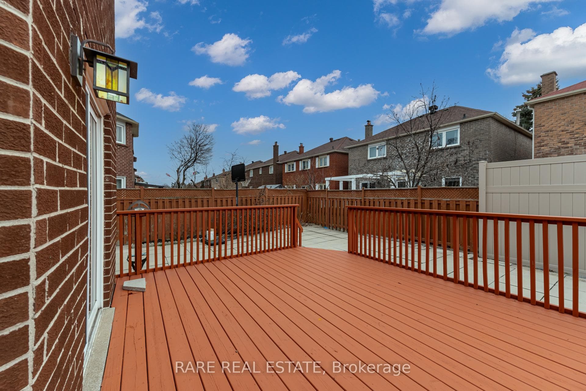 552 Morrish Road photo 33