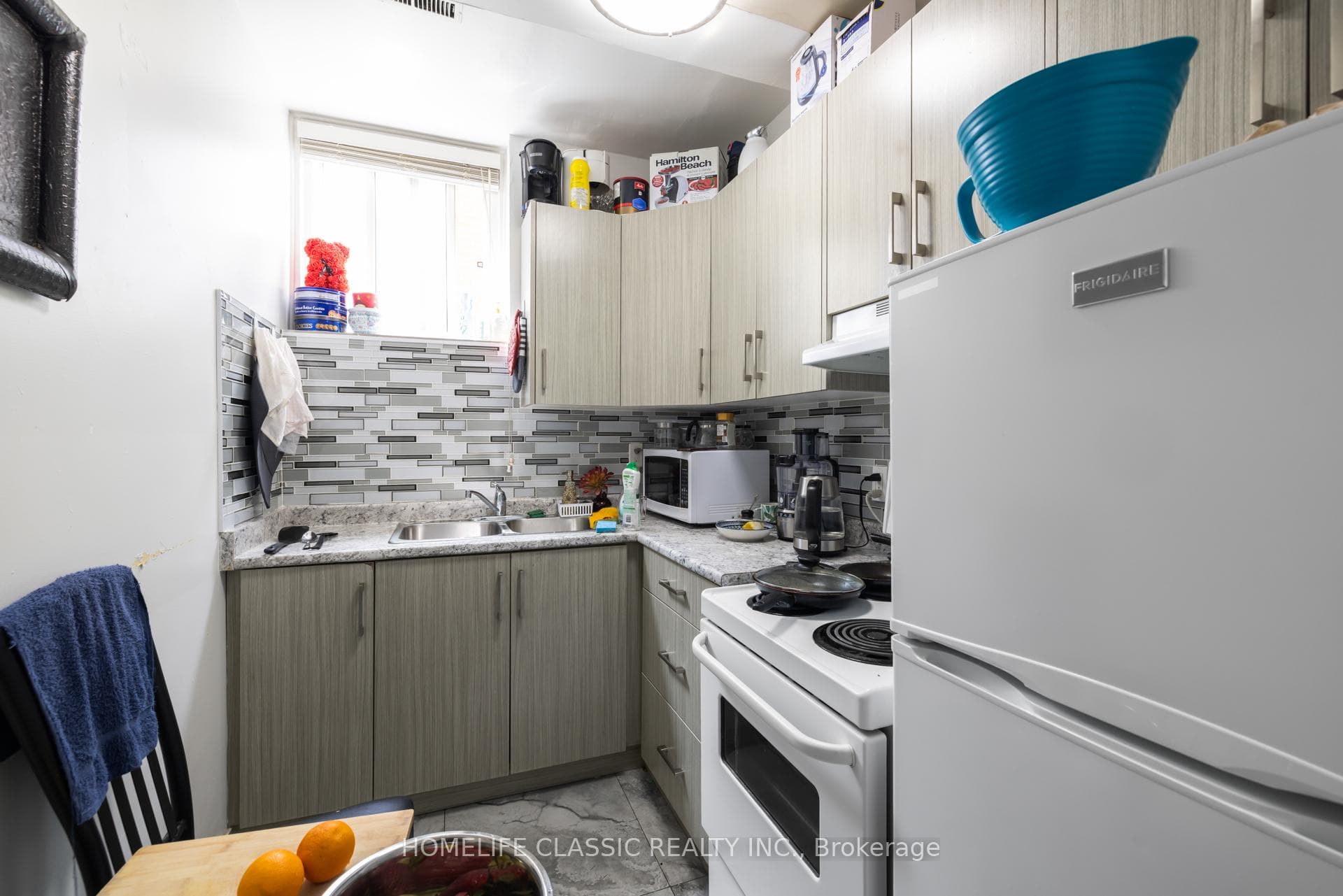 83 John Garland Boulevard photo 15