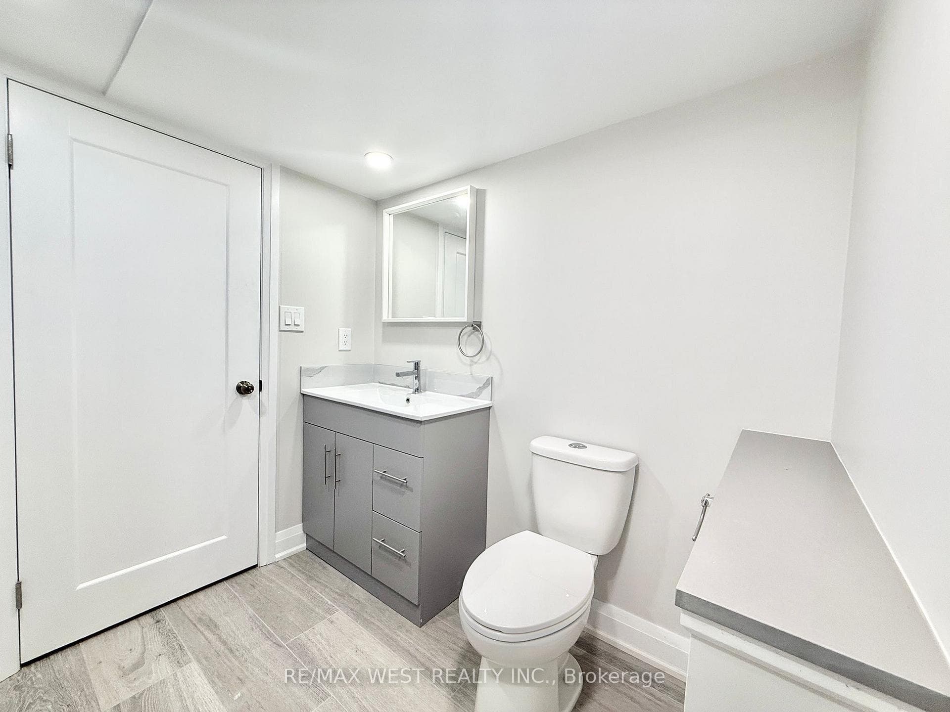 17 Page Street Unit Main & Lower photo 21