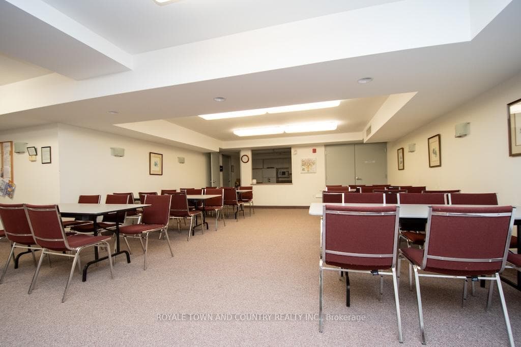 8 Huron Street Unit 302 photo 26