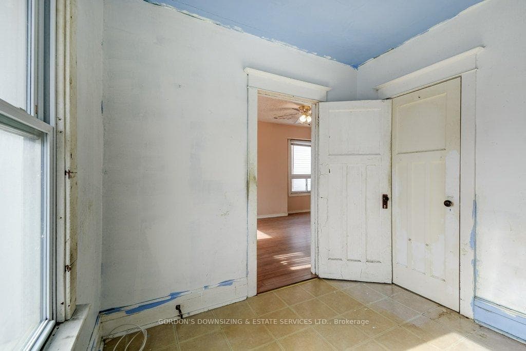 217 Tolton Avenue photo 14