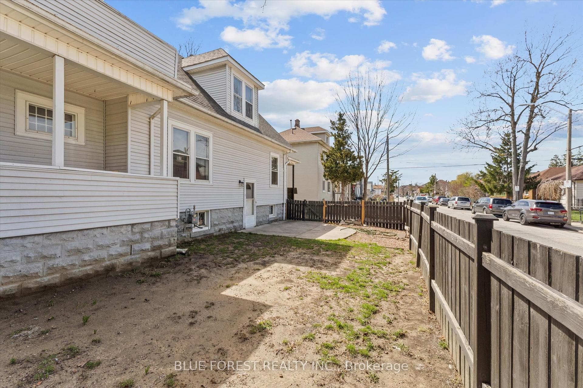 717 Pierre Avenue photo 27