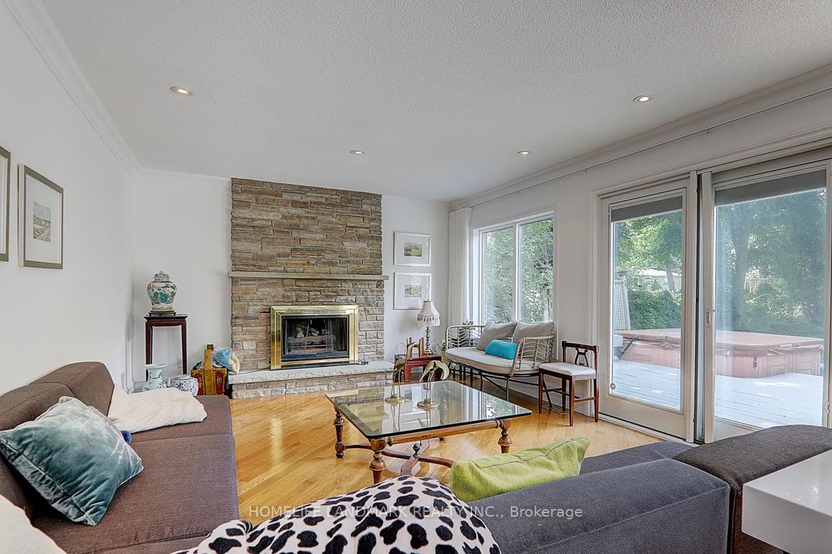 1401 Bunsden Avenue photo 12