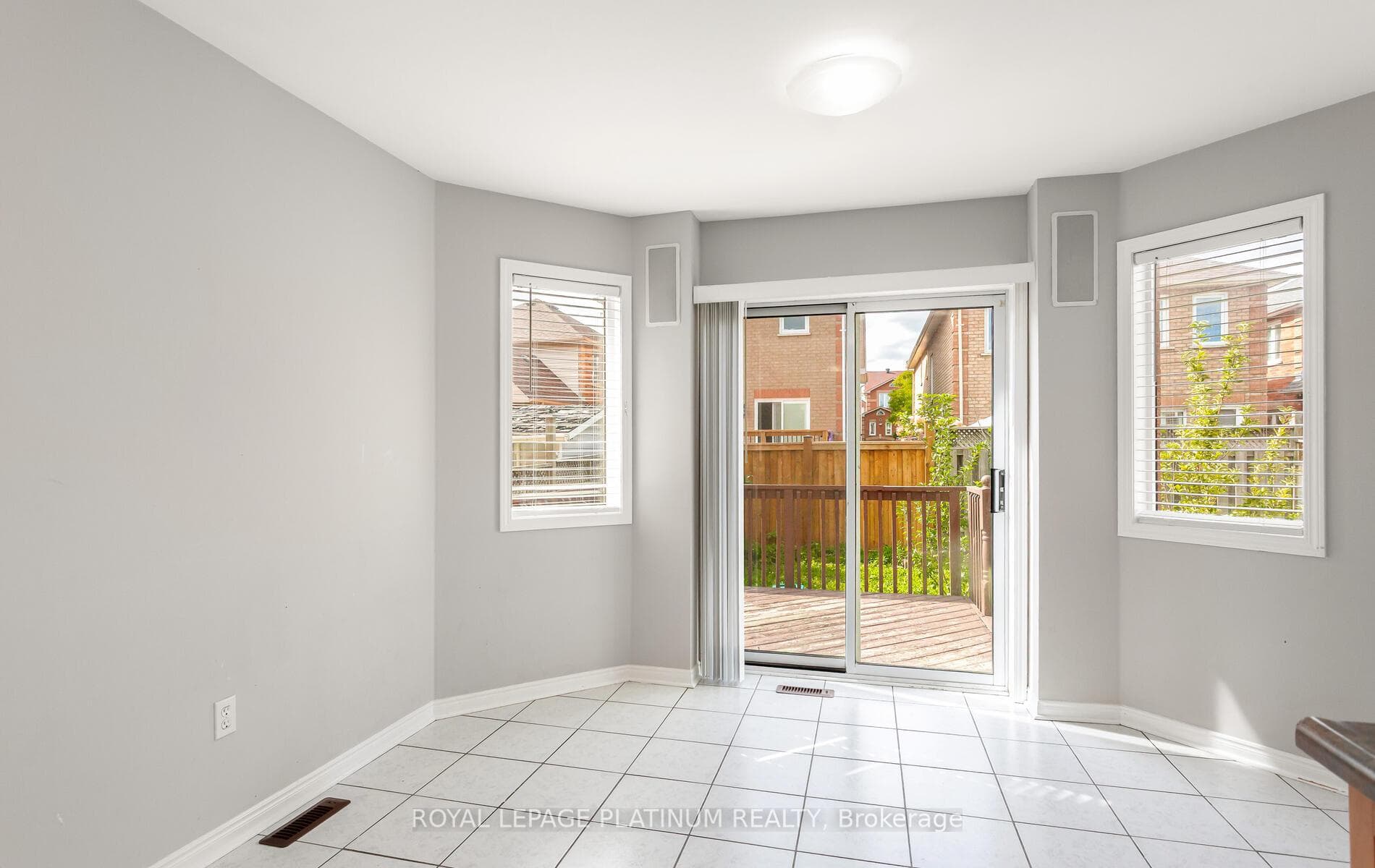 51 Ripley Crescent photo 10