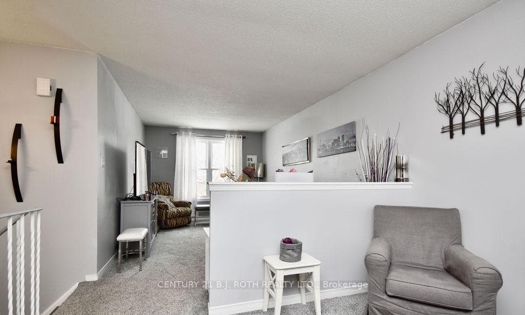 47 D'ambrosio Drive photo 6