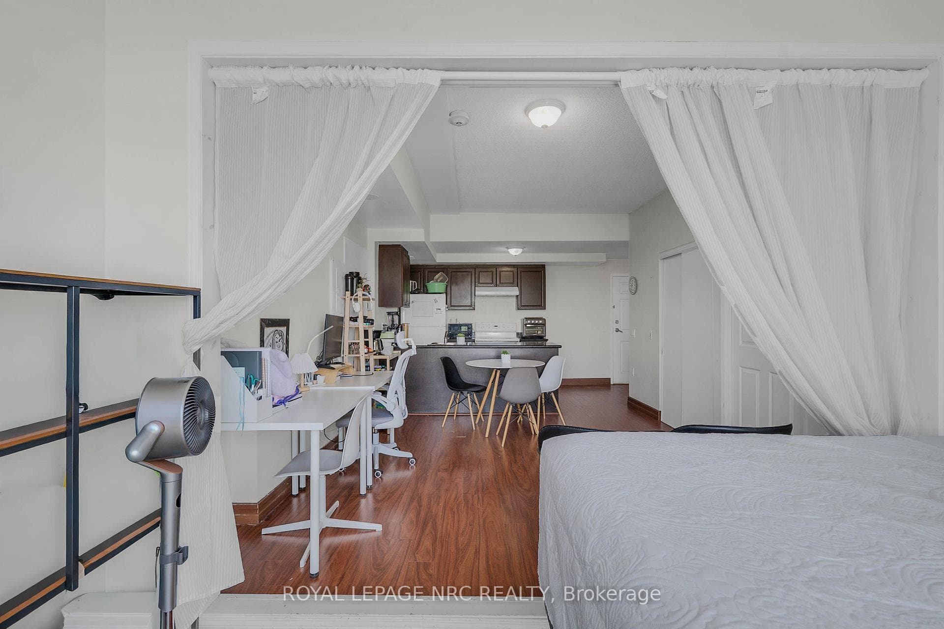 15 Maplewood Avenue Unit PH 6 photo 23