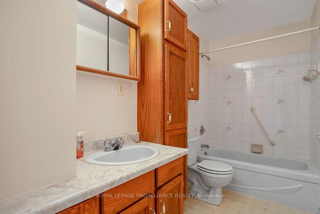 73 Lywood Street Unit 2 photo 19