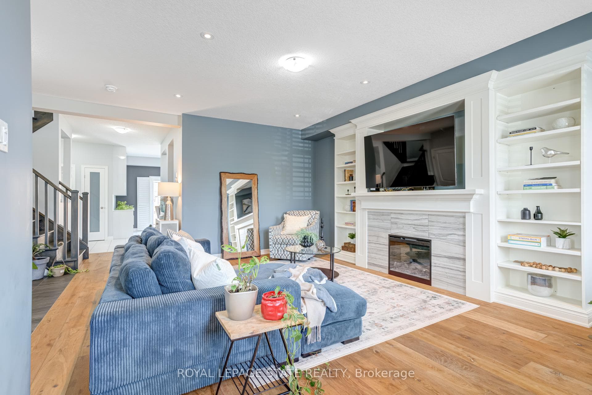 61 Dunrobin Lane photo 9