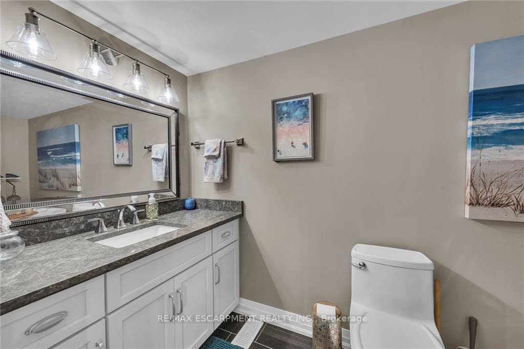 50 Kennedy Avenue photo 23