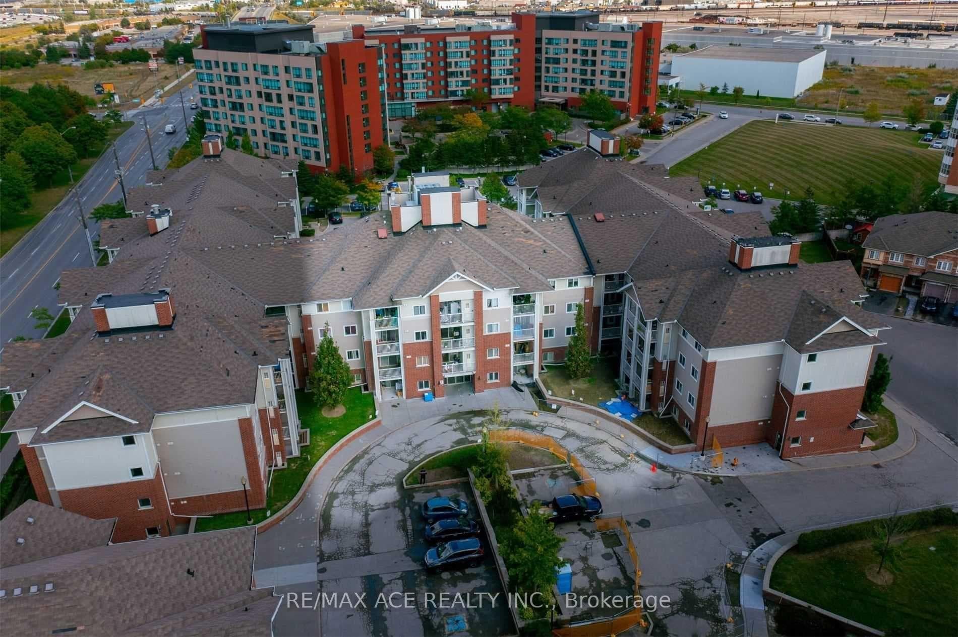 5225 Finch Avenue Unit 121 photo 1