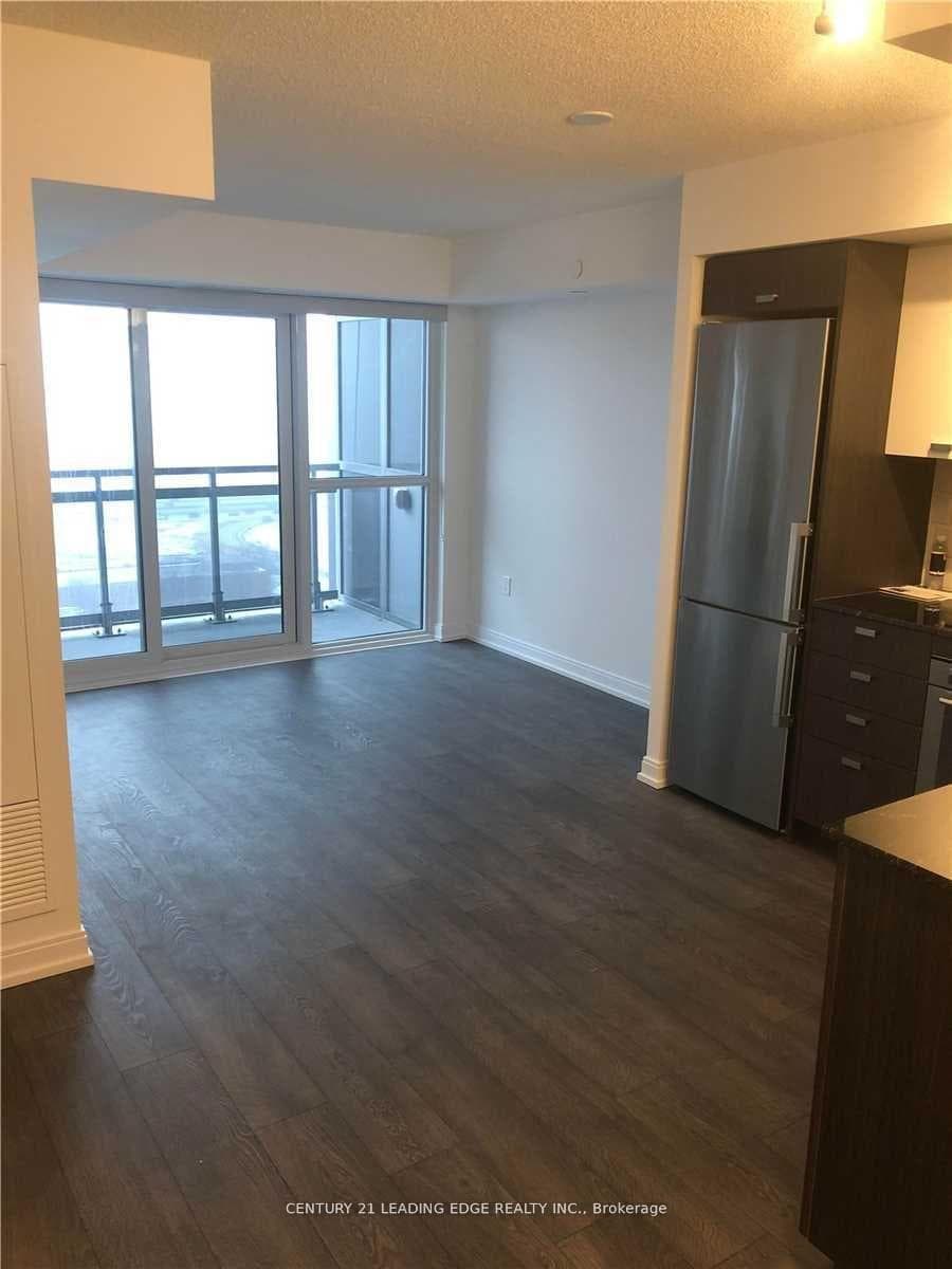 275 Village Green Square Unit 2225 photo 1