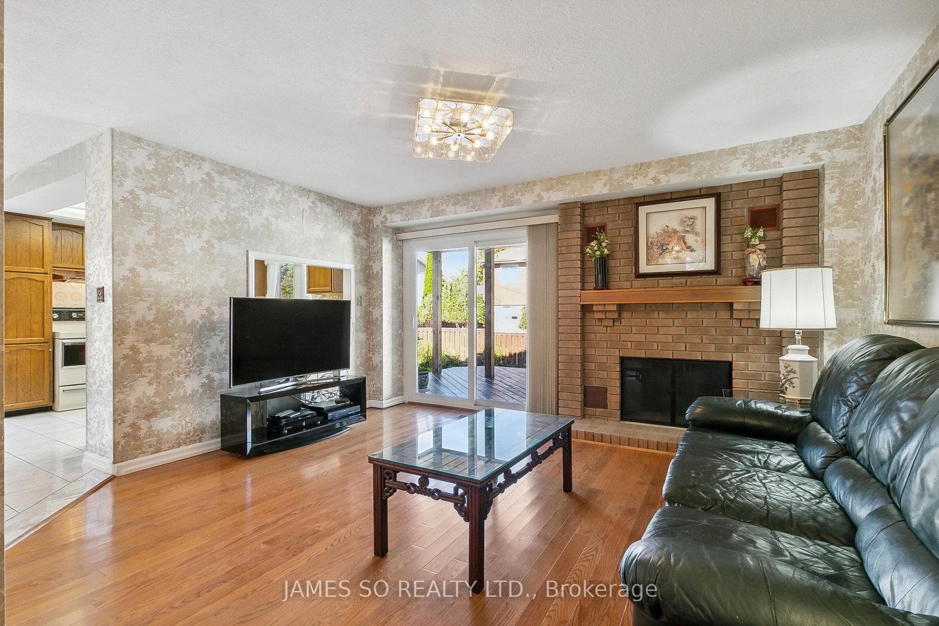 34 Relroy Court photo 11