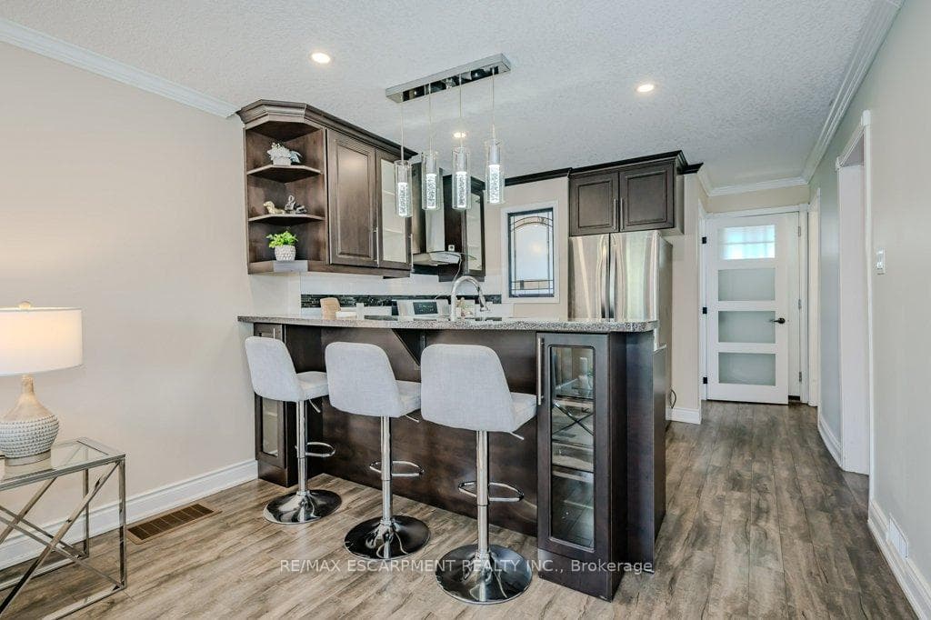 119 Harmony Avenue photo 8