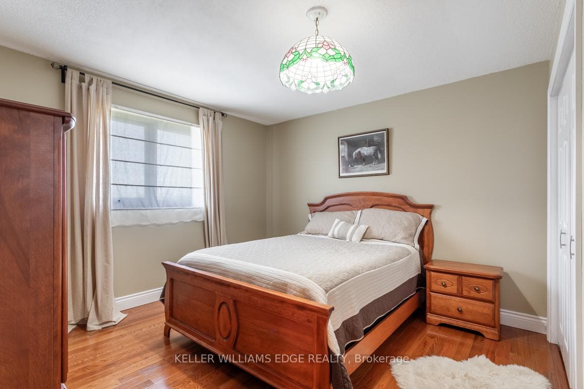 1062 Guyatt Road photo 22