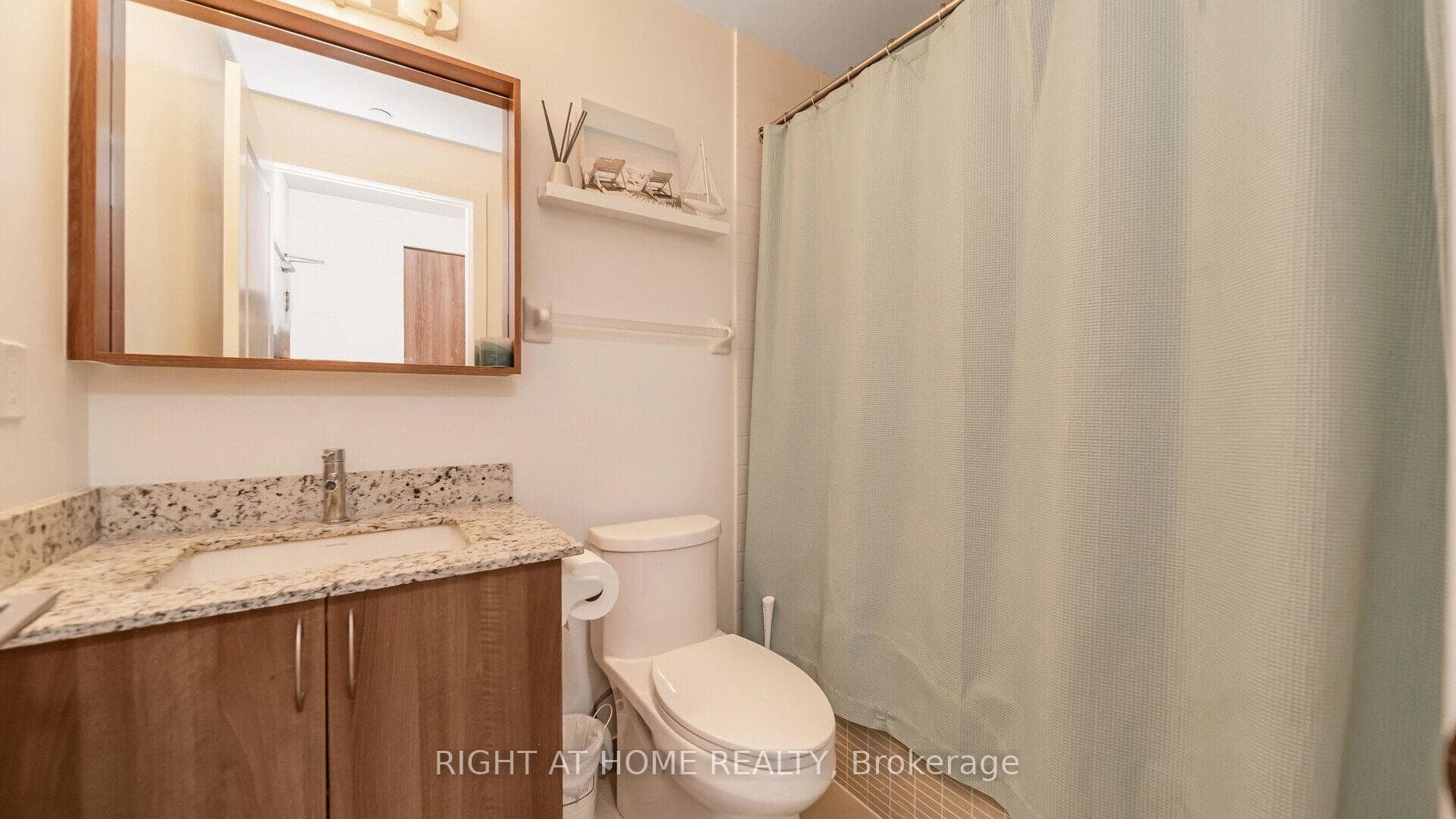 4655 Glen Erin Drive Unit 206 photo 17