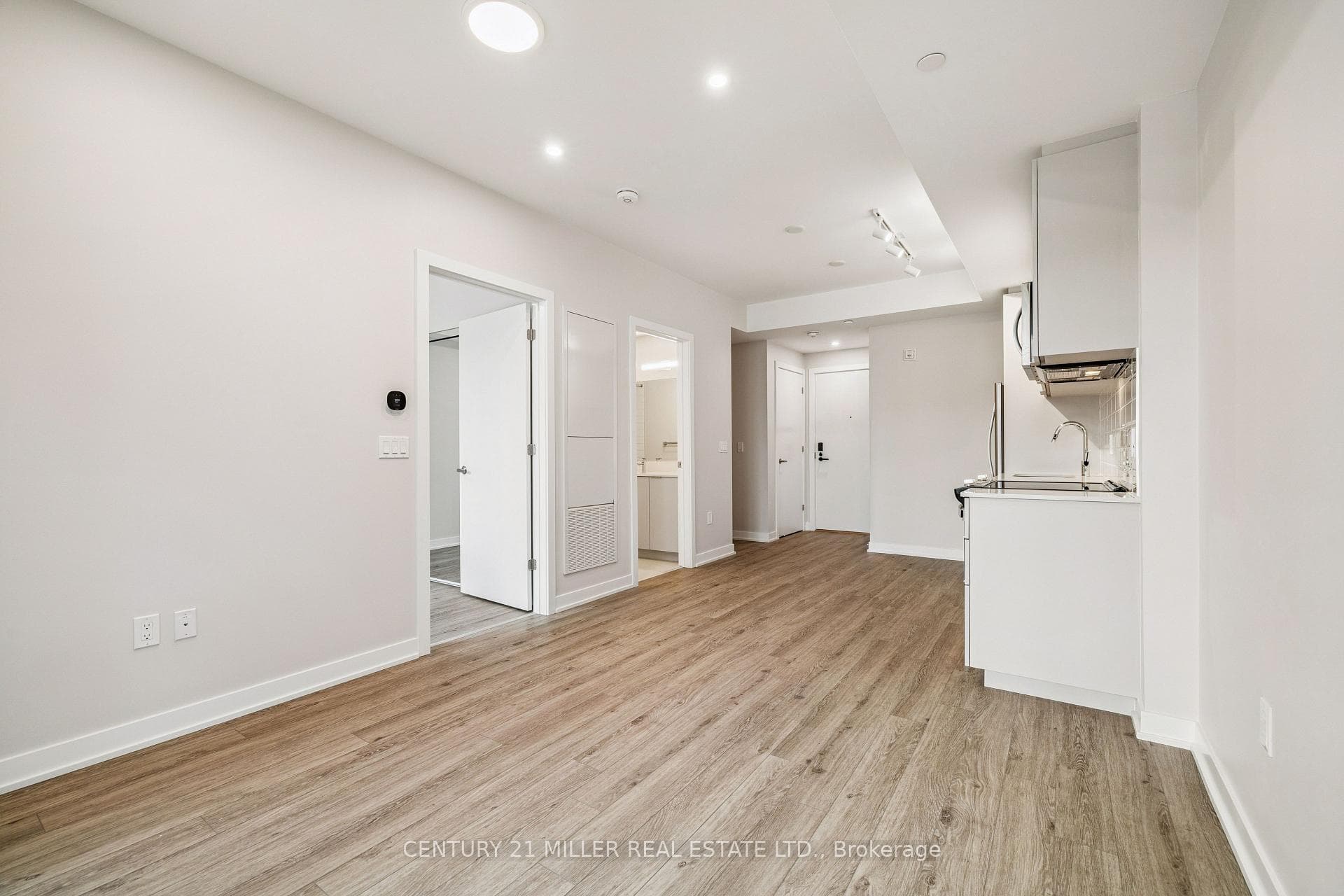 720 Whitlock Avenue Unit 206 photo 22